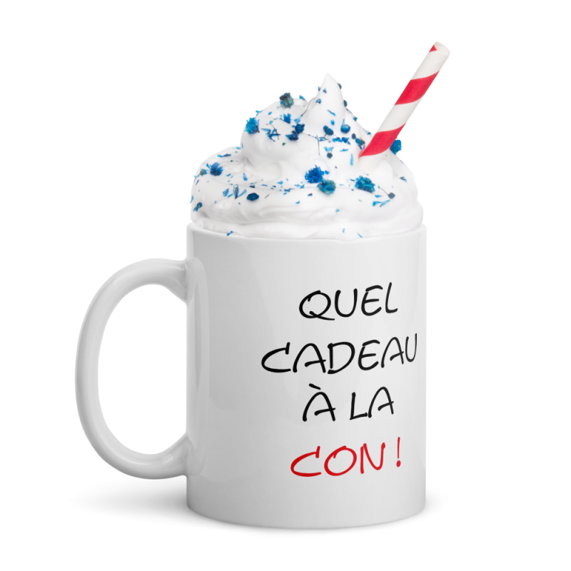 Offrir un cadeau à la con, un mug