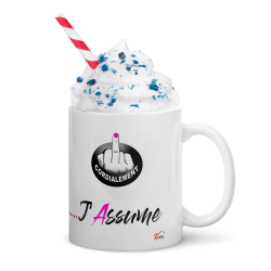 Mug J’suis trop une Pétasse tasse cadeau à offrir